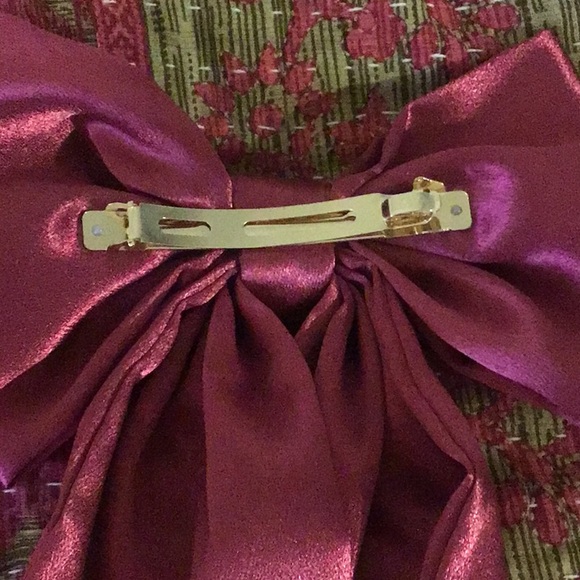 New Anthropologie Pink Satin Bow HAIR BOW FRENCH CLIP